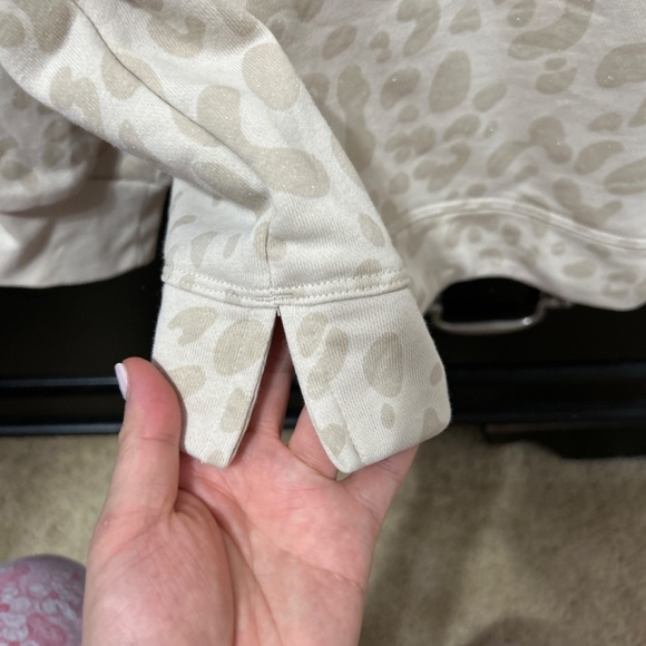 Worn once nude beige leopard print shimmer sweatshirt - Picture 5 of 5